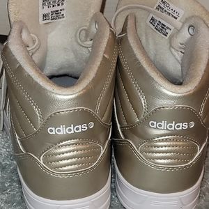 GOLD Adidas tennis